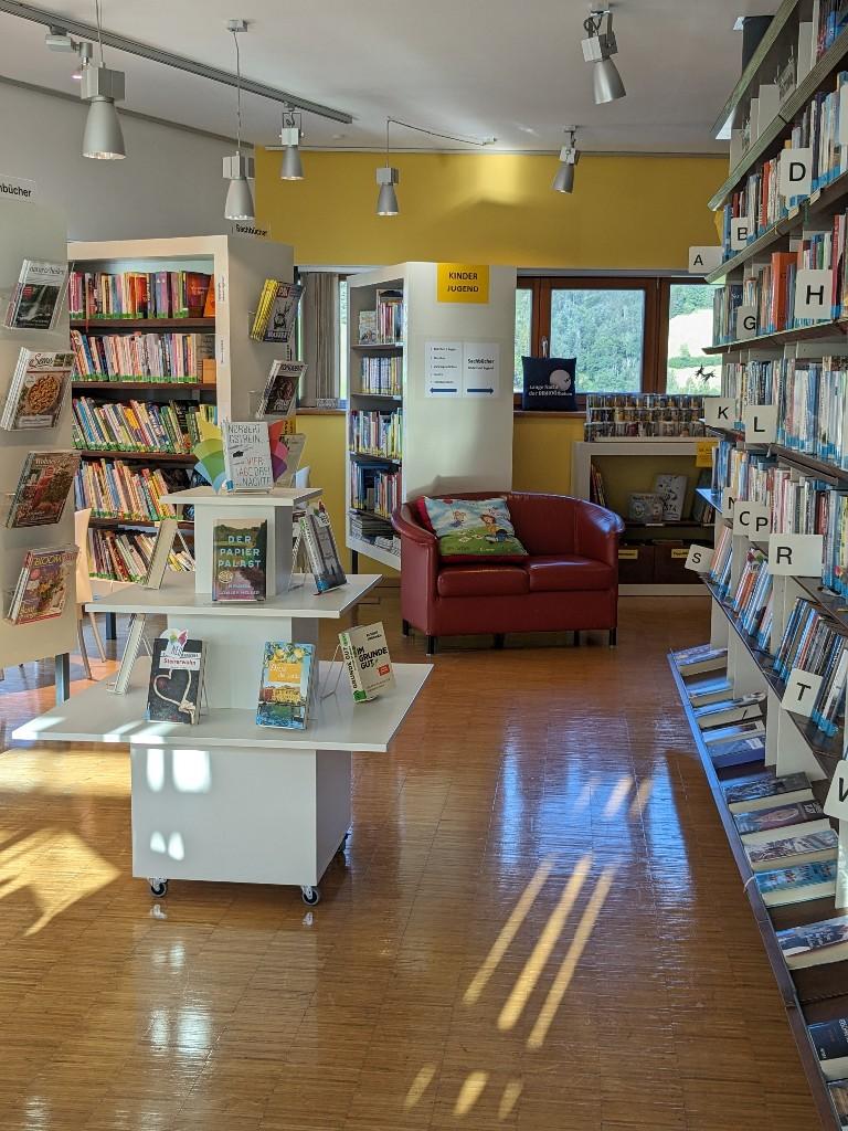 Öffentliche Bibliothek der Pfarrgemeinde und Gemeinde Maria Neustift