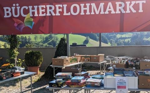 Bücherflohmarkt Bibliothek